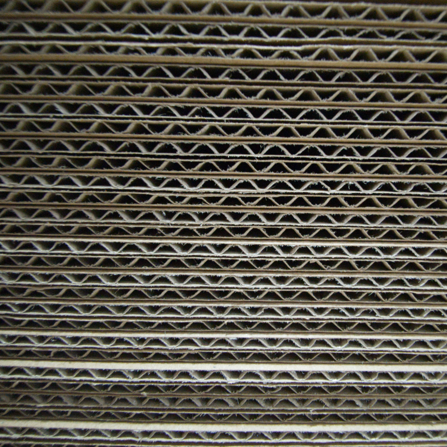 Braune Faltkartons 600x400x400mm 1.3 B-Welle 1-wellig Großkarton 60x40cm Eurobox