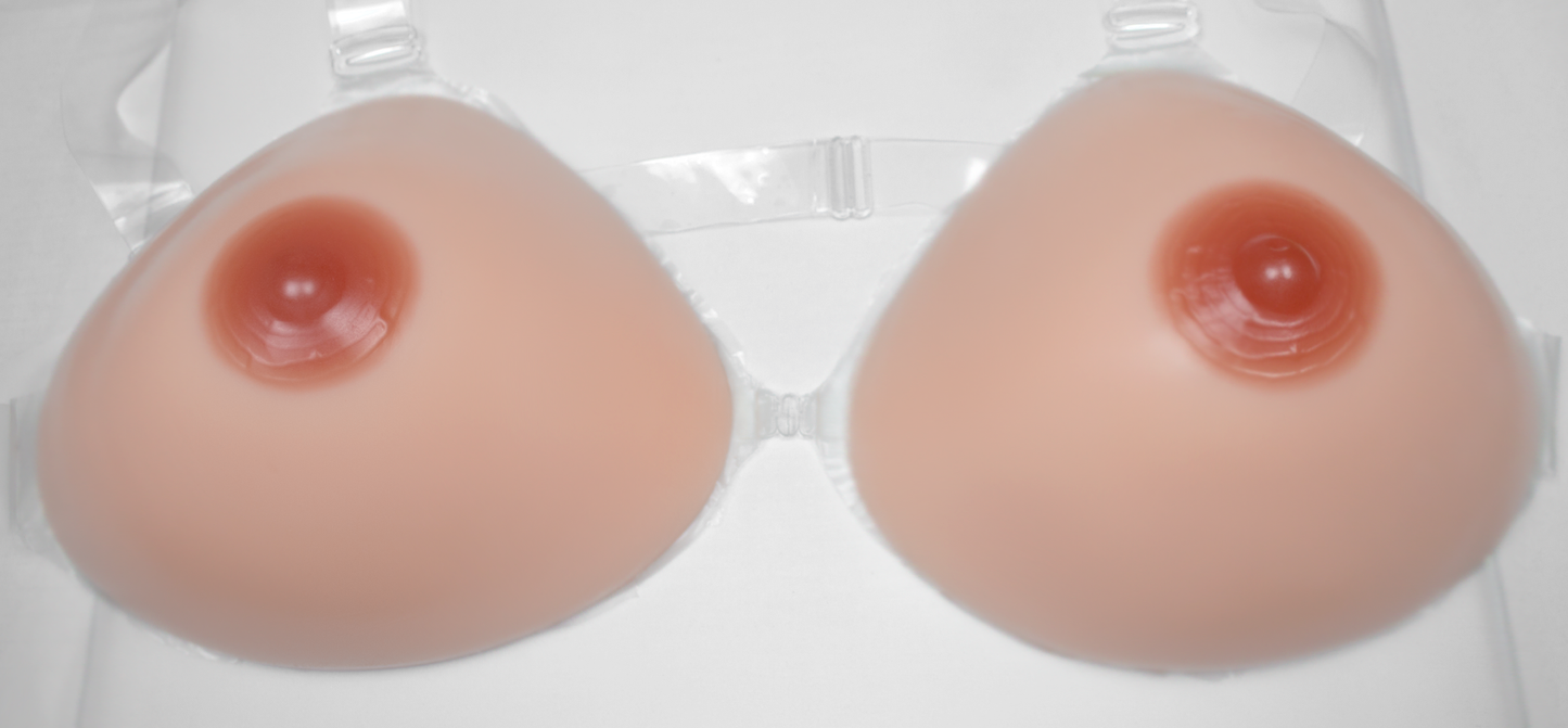 Silikonbrüste im Trans-Bra in Dreiecksform, mit Haftschicht & farbige Nippel, Typ T3