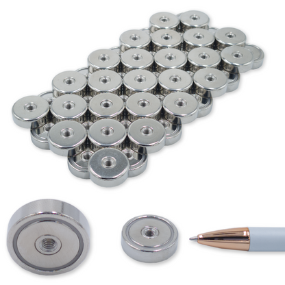 Neodym-Topfmagnete N40 Ø25 × 7 mm mit M5-Innengewinde, vernickelt, Haftfläche und Rückseite neben Kugelschreiber